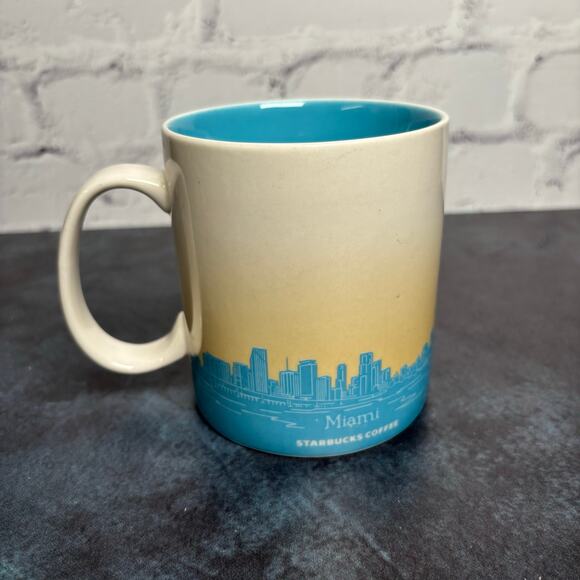 Starbucks Miami Global Icon Collector Series 16oz Mug - Picture 3 of 5